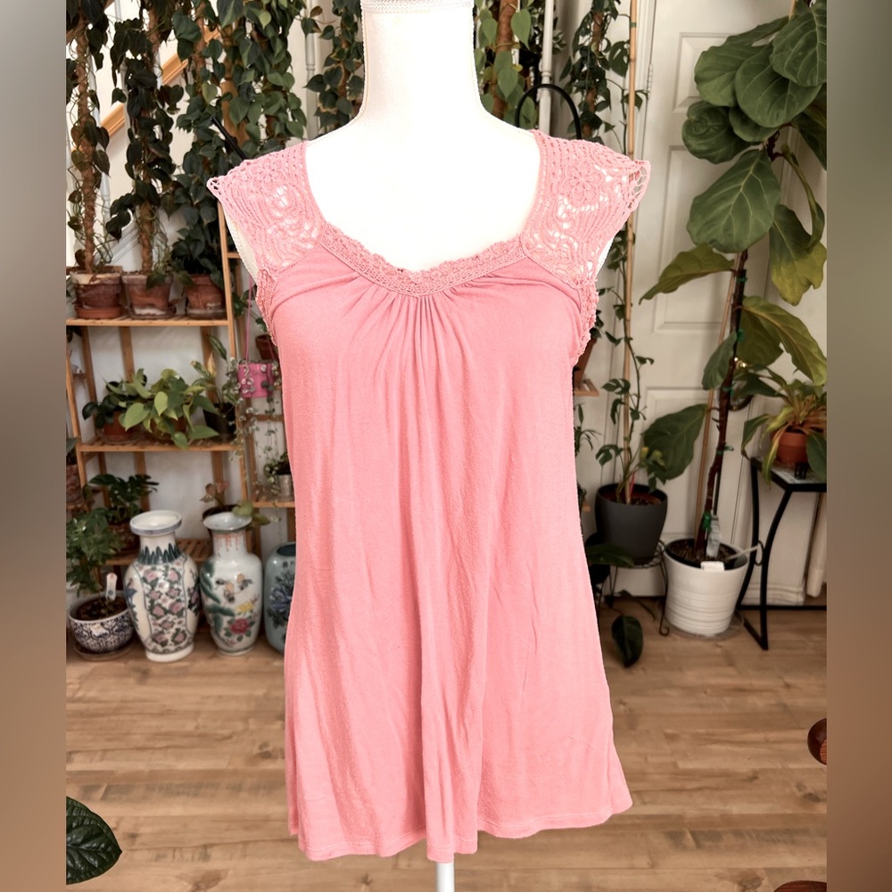 Coral laced top.  Inspired brand.  Size medium.